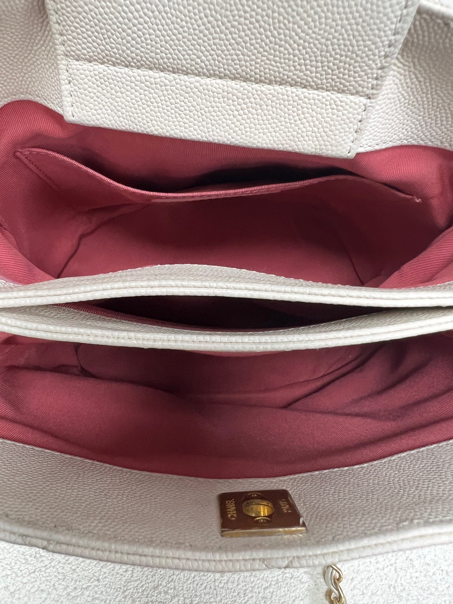 Chanel - Other - Leather - White - (small)