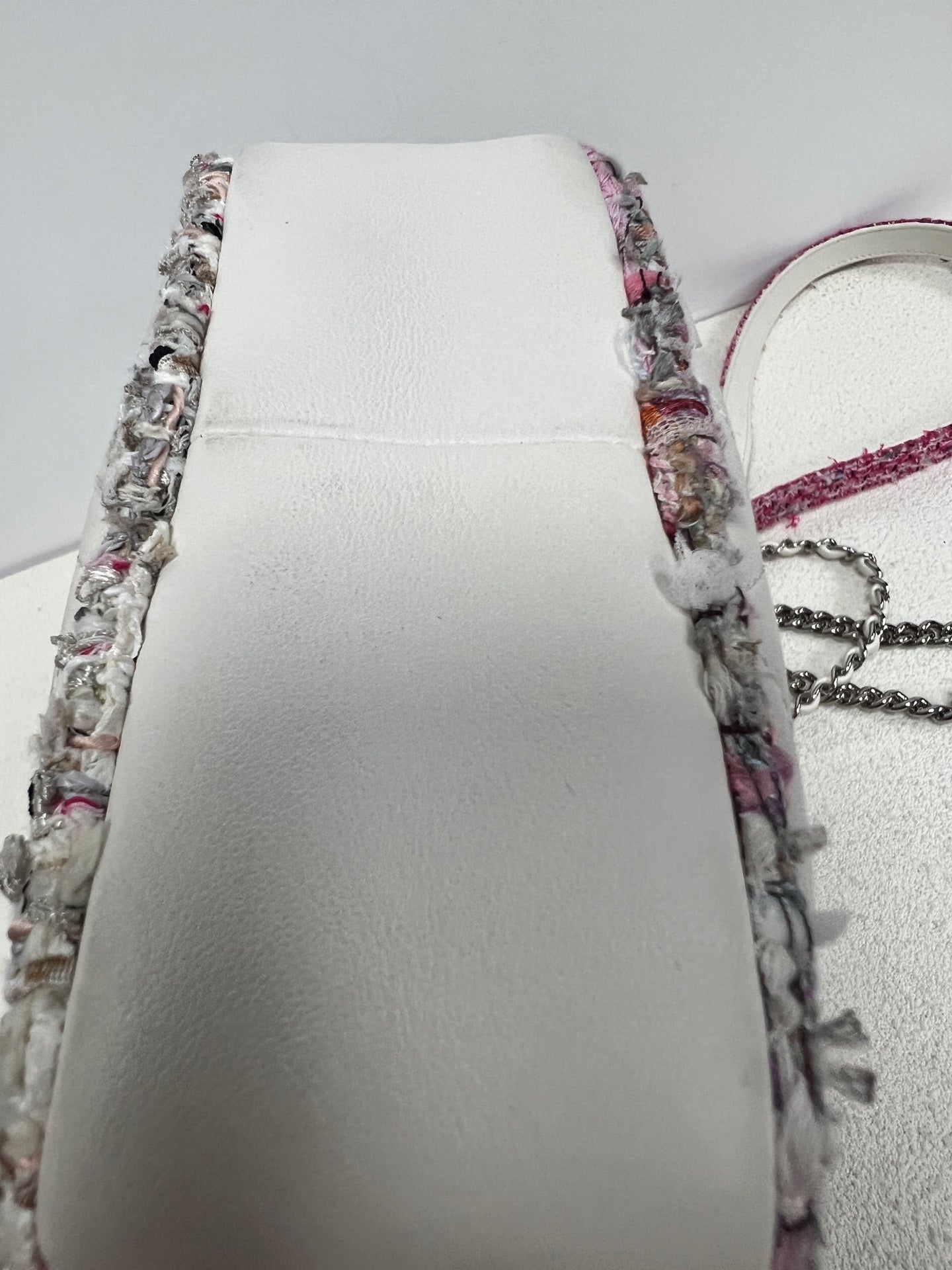 Chanel - Other - Leather - White - (small)