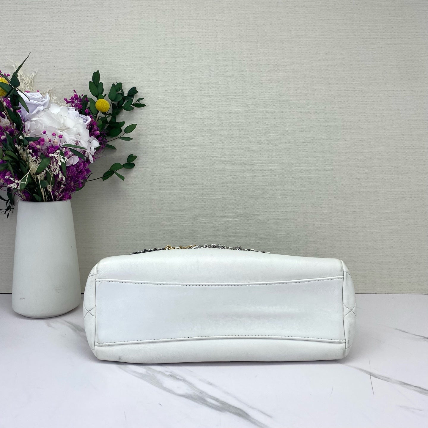 Chanel - Other - Leather - White - (small)