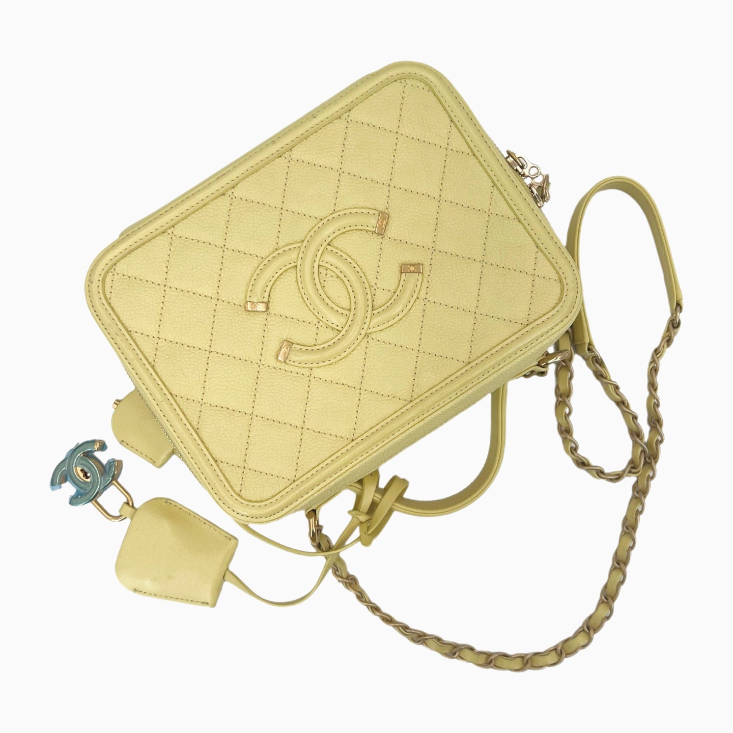 Chanel - Other - Leather - Yellow - (medium)