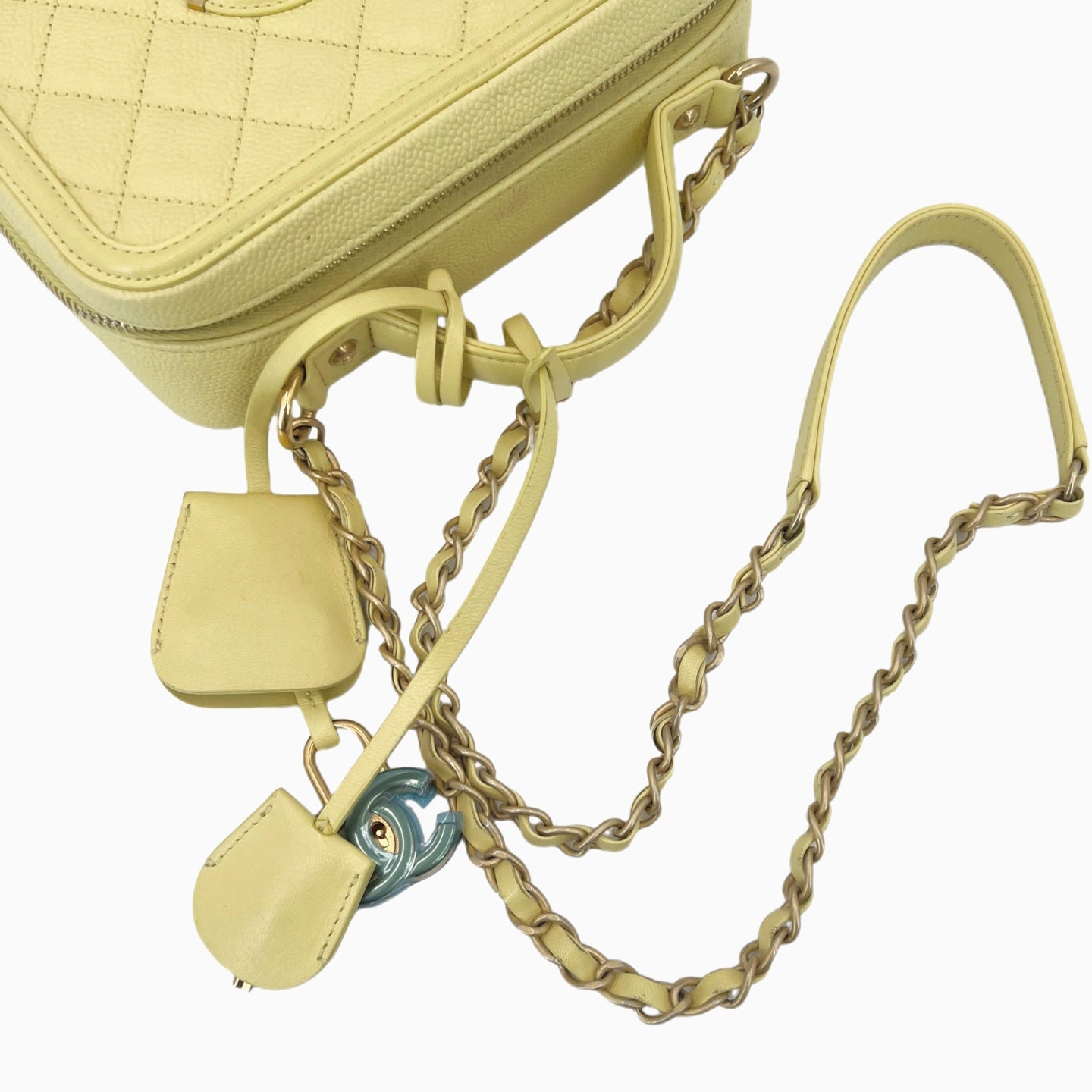 Chanel - Other - Leather - Yellow - (medium)
