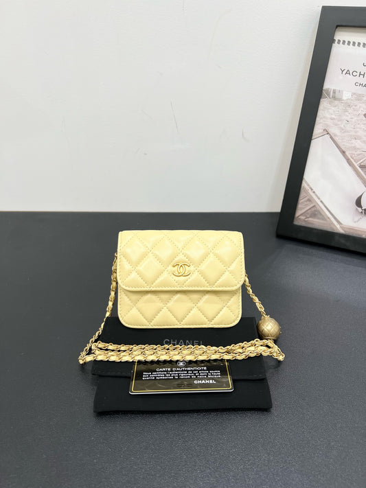 Chanel - Other - Leather - Yellow - (mini)