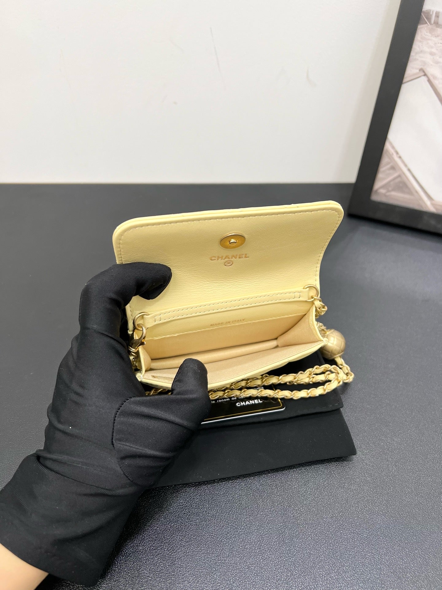 Chanel - Other - Leather - Yellow - (mini)