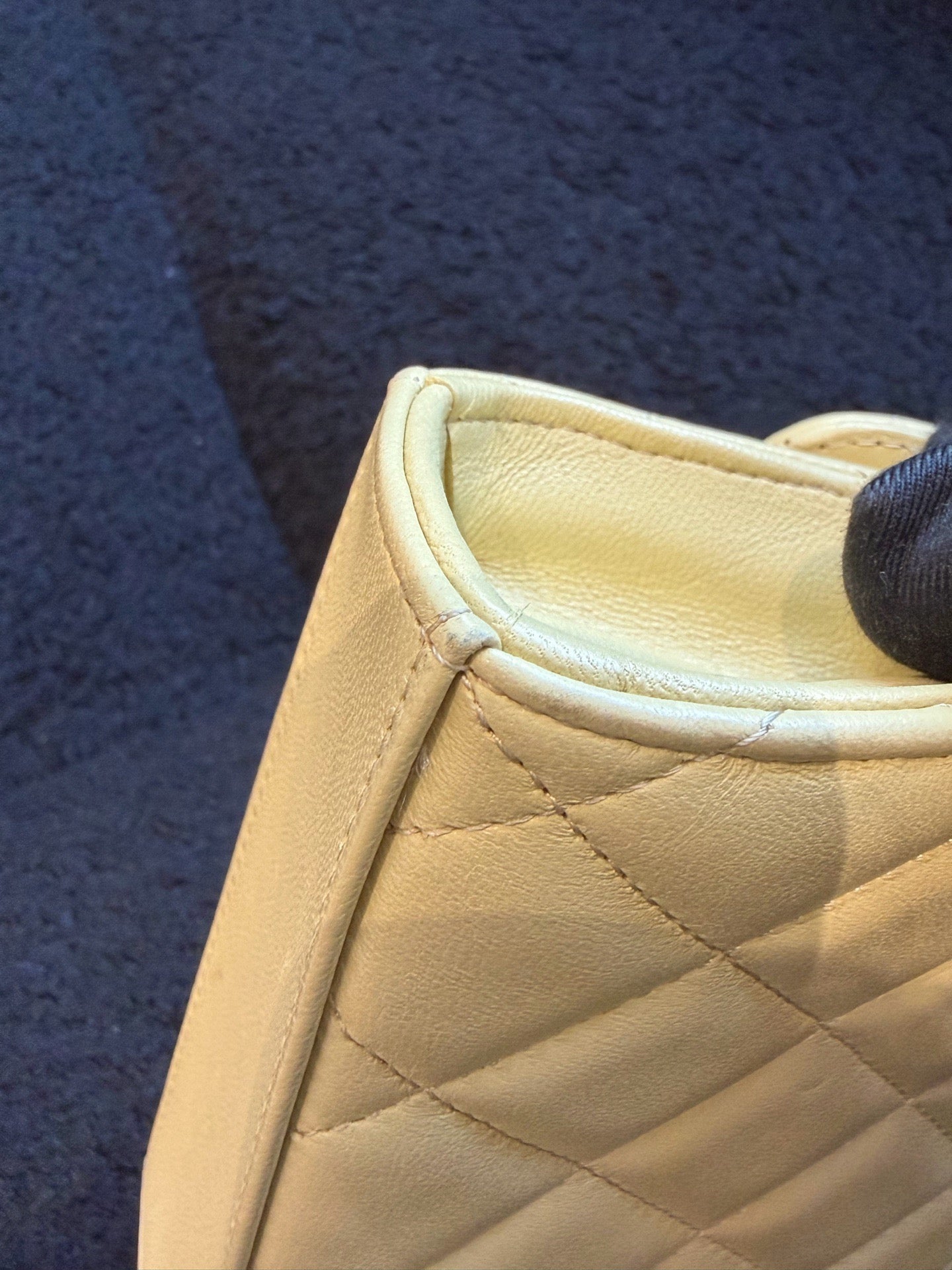 Chanel - Other - Leather - Yellow - (mini)