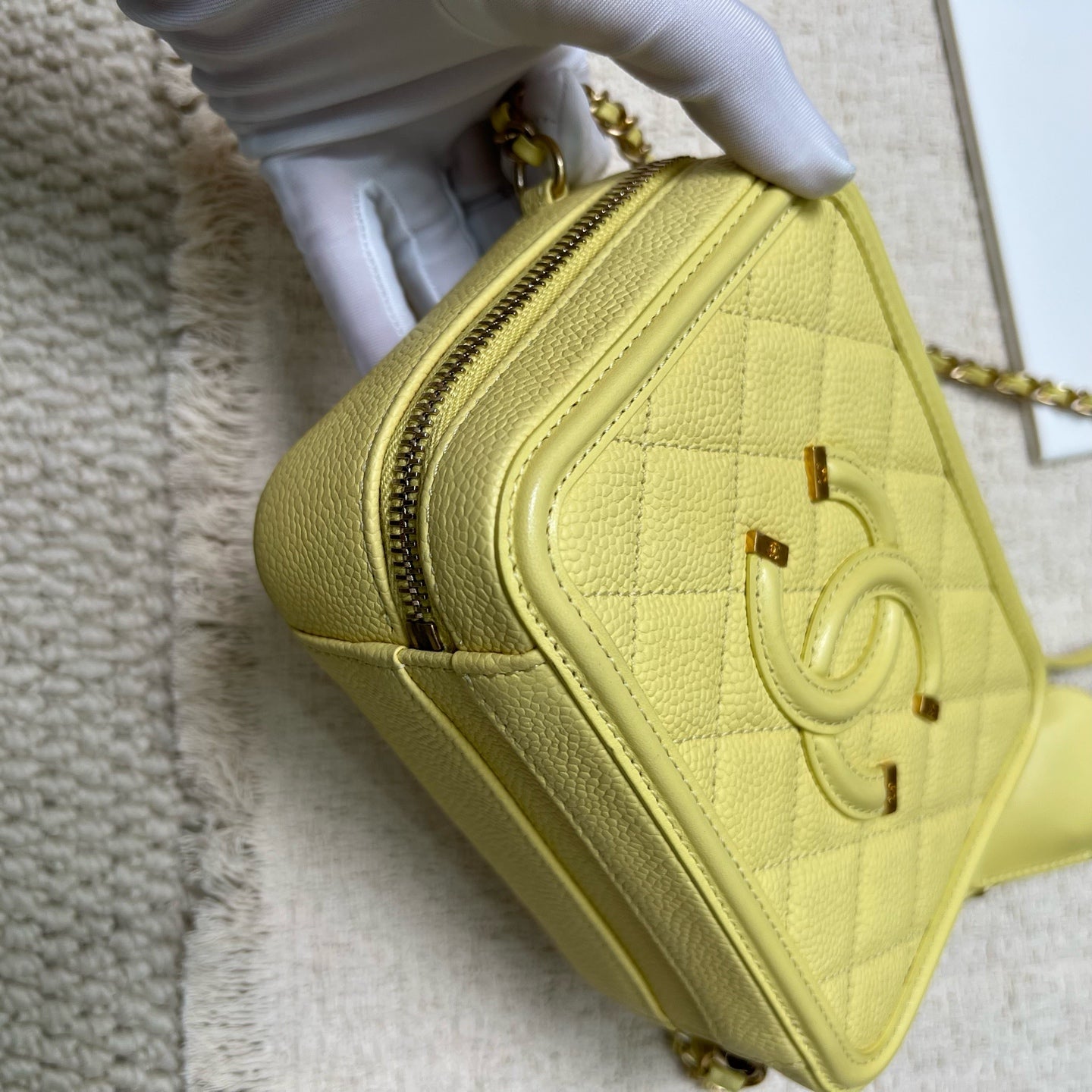 Chanel - Other - Leather - Yellow - (small)