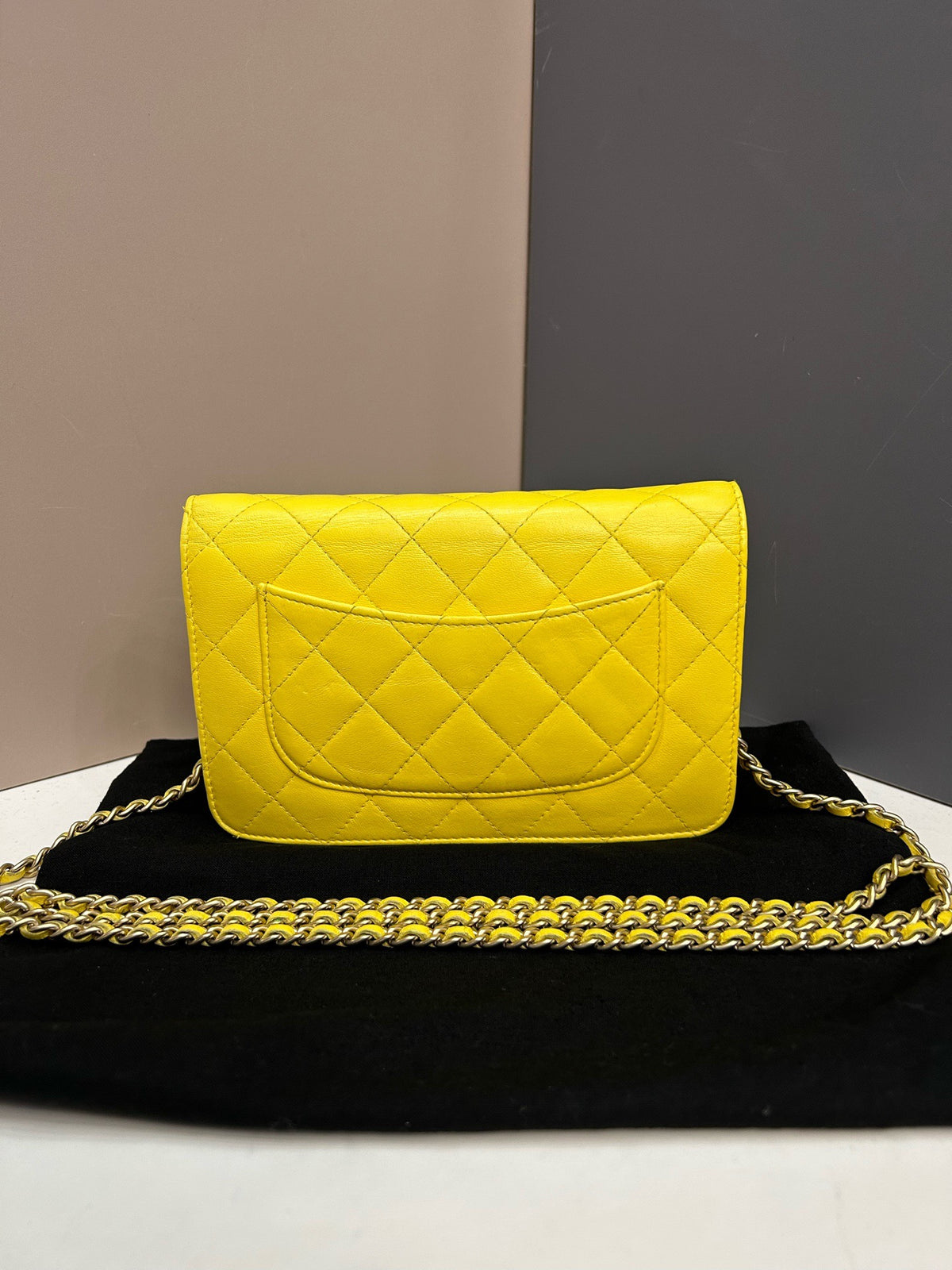 Chanel - Other - Leather - Yellow - (small)