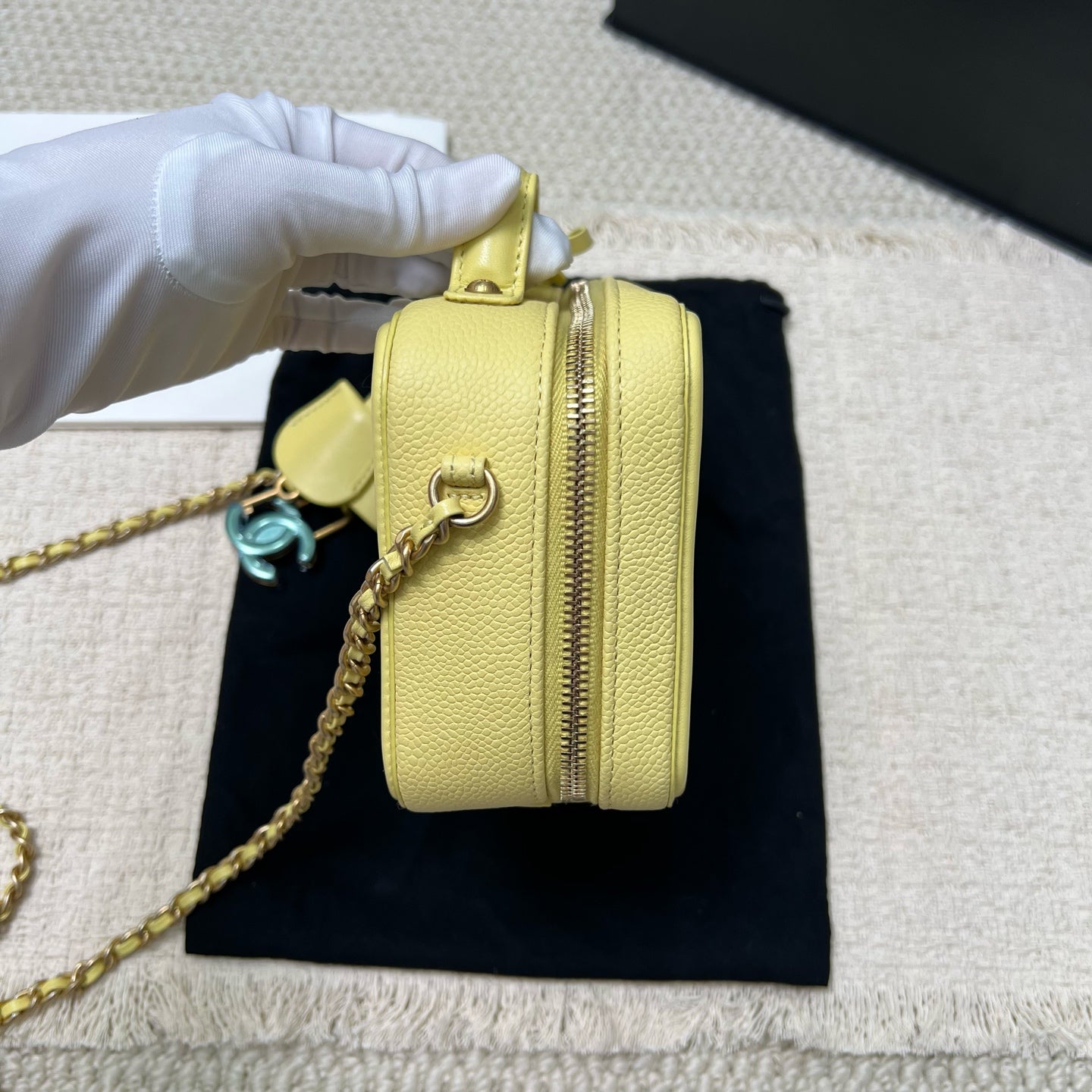 Chanel - Other - Leather - Yellow - (small)