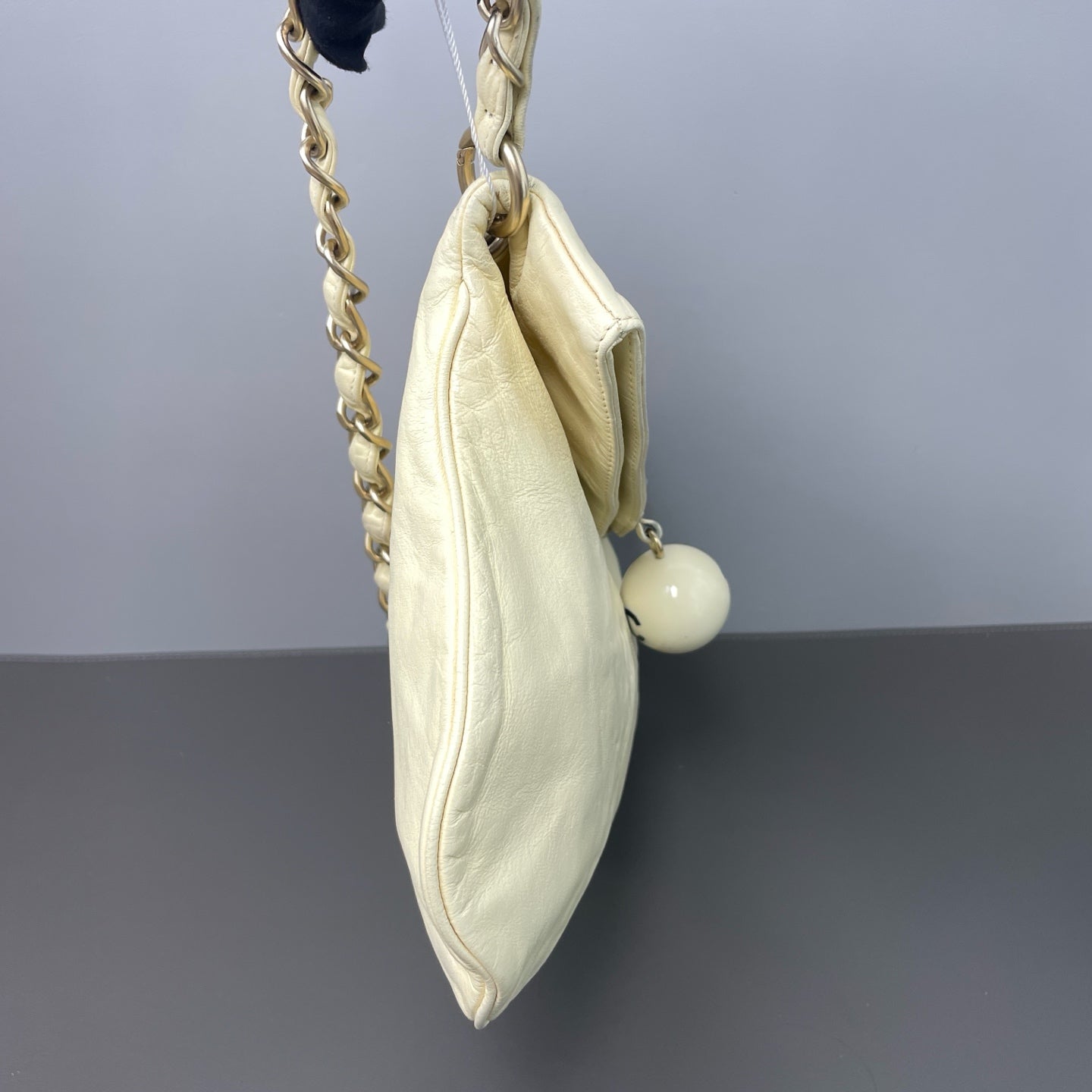 Chanel - Other - Leather - Yellow - (small)