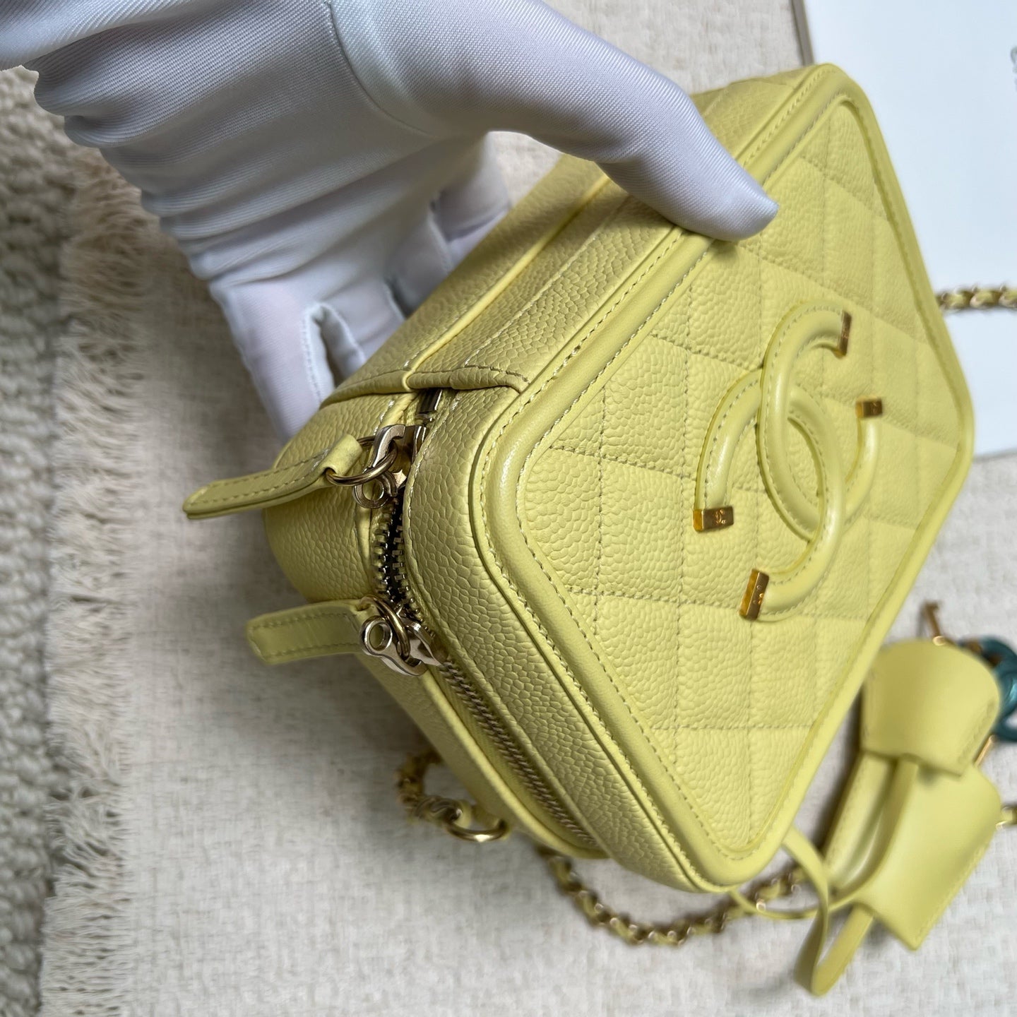 Chanel - Other - Leather - Yellow - (small)