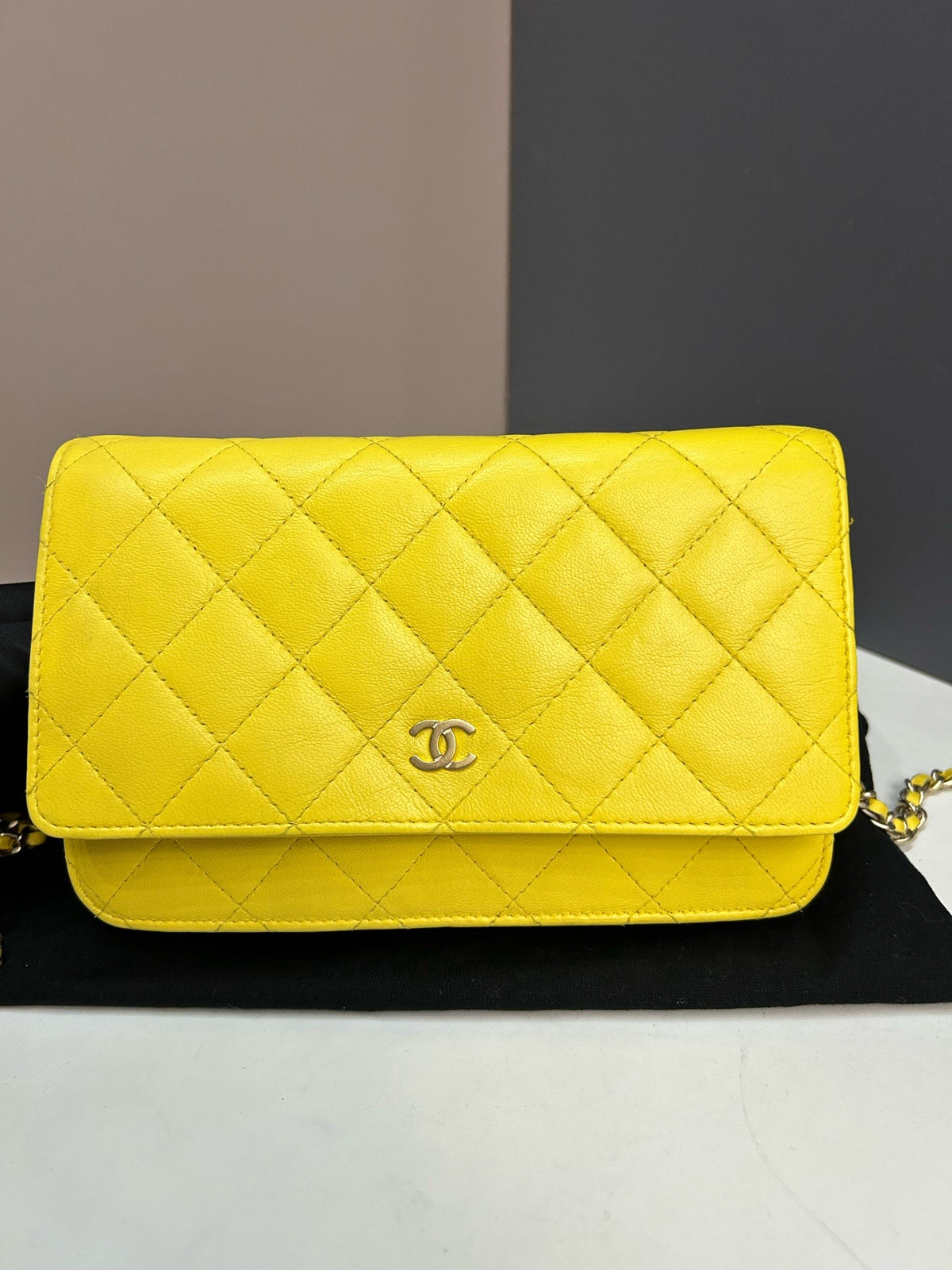 Chanel - Other - Leather - Yellow - (small)