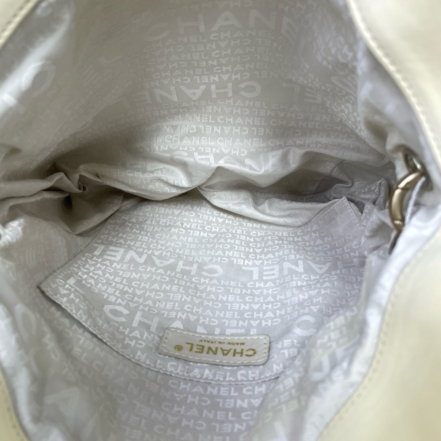 Chanel - Other - Leather - Yellow - (small)