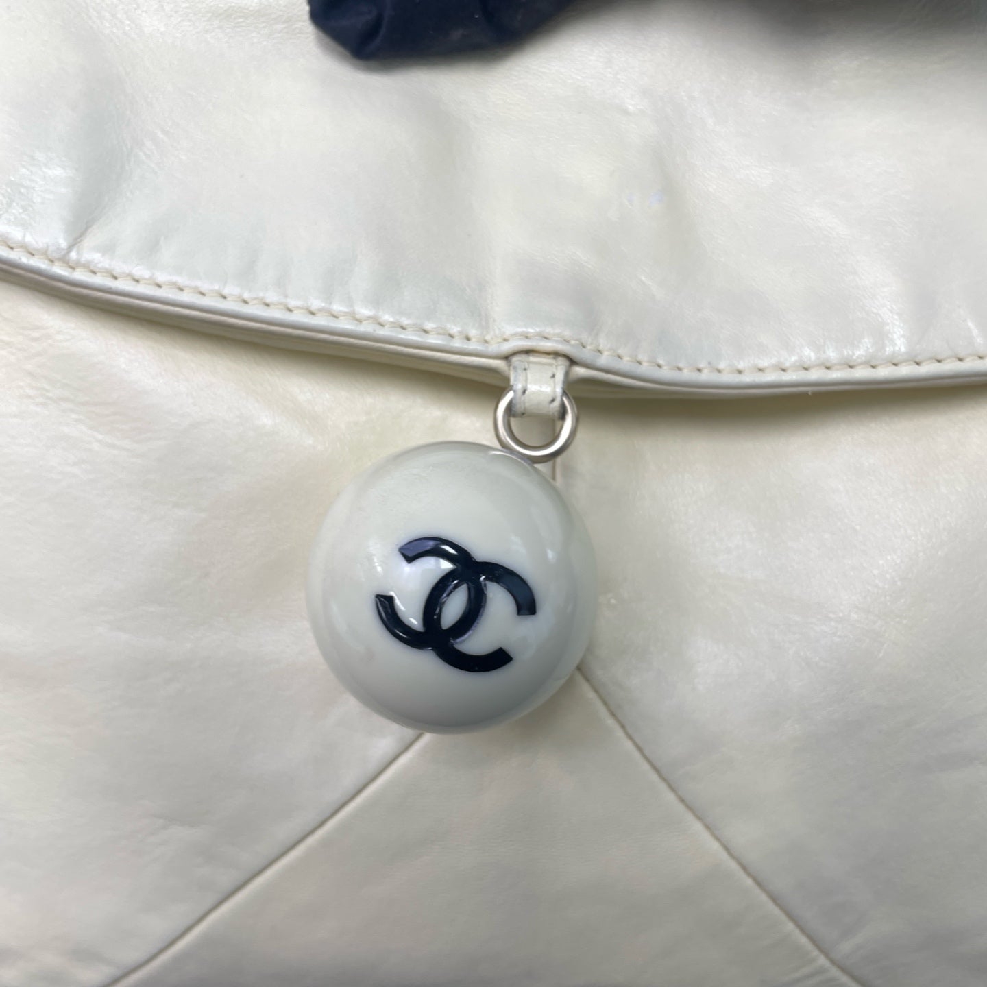 Chanel - Other - Leather - Yellow - (small)