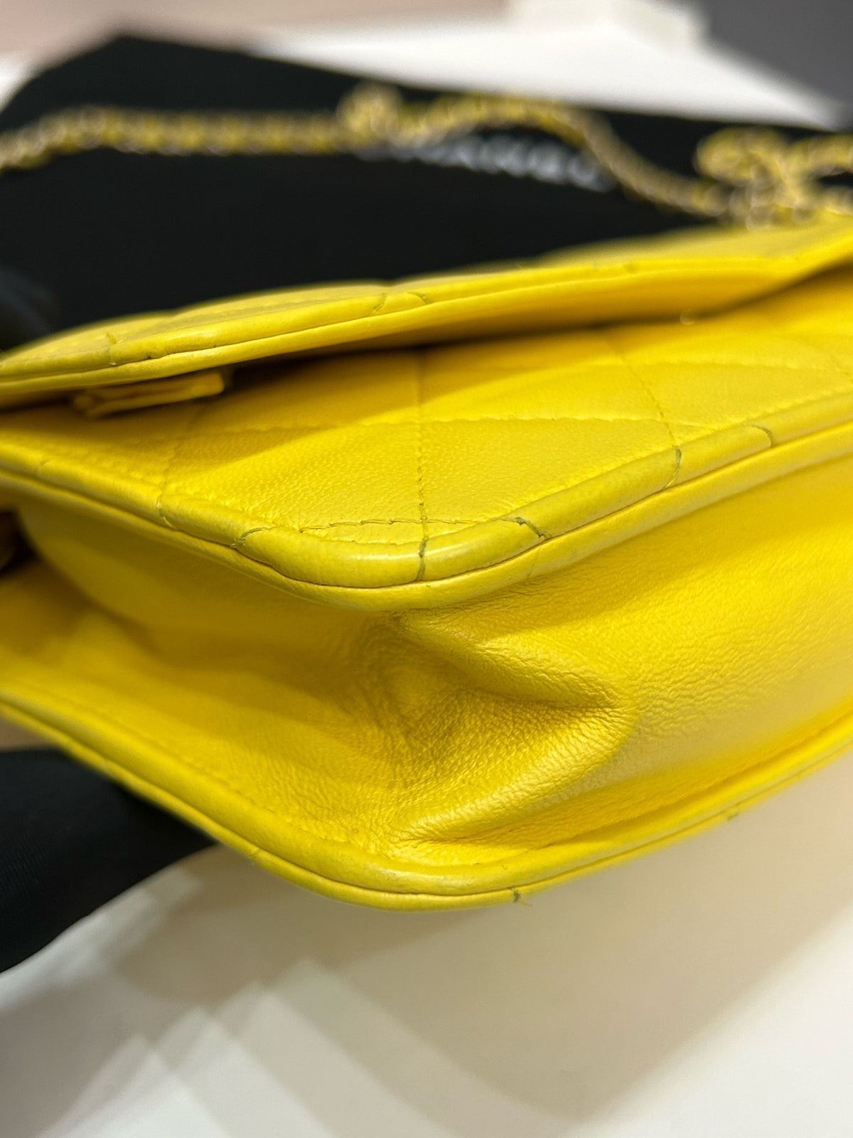 Chanel - Other - Leather - Yellow - (small)