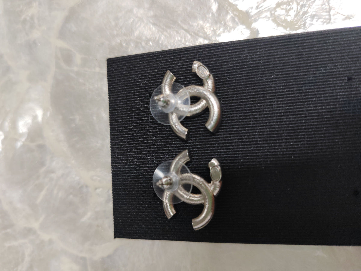 Chanel - Other - Metal alloy with black enamel and crystal embellishments. - Multicolour