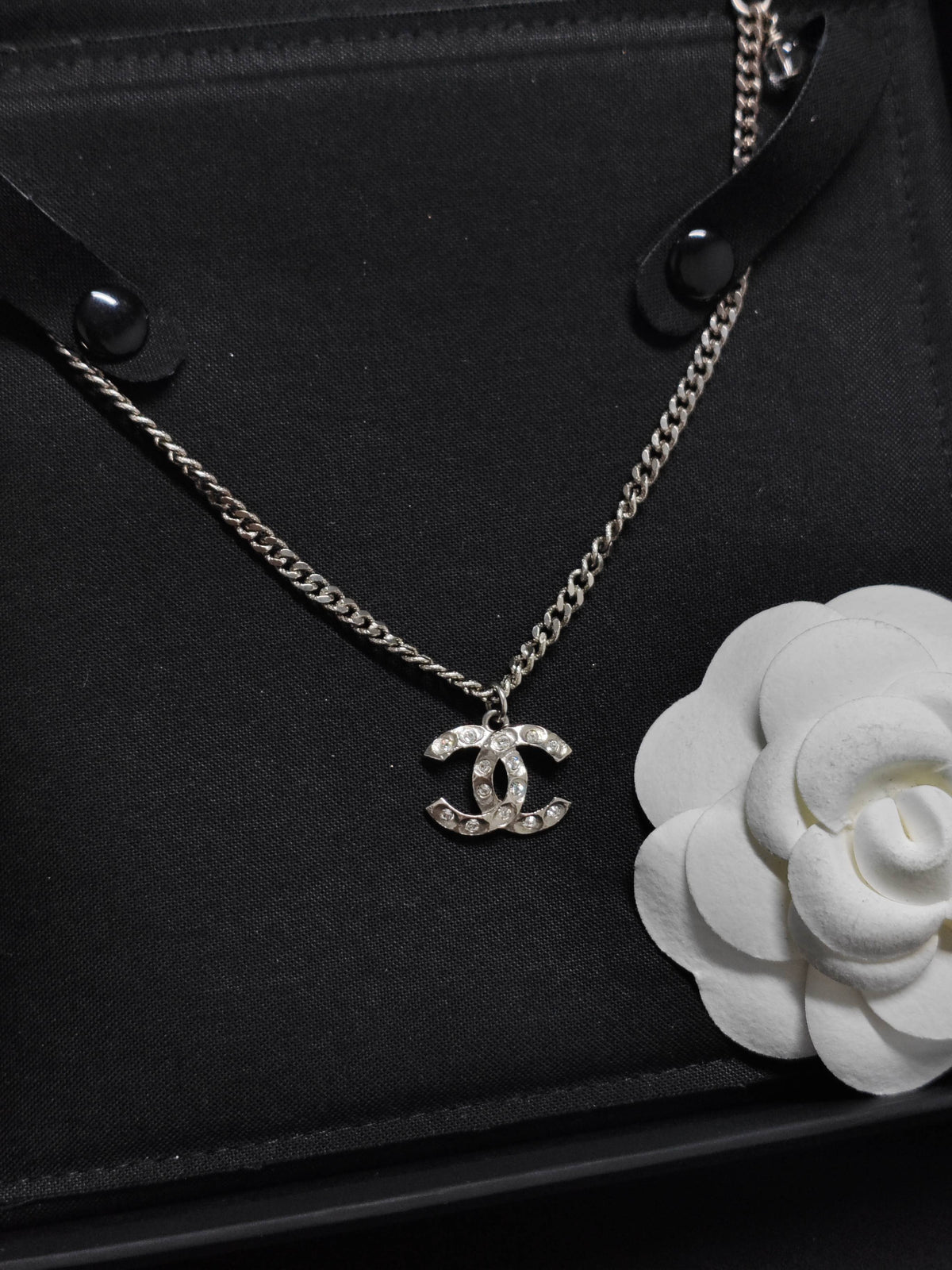Chanel - Other - Metal alloy with crystal rhinestones and imitation pearls. - Silver