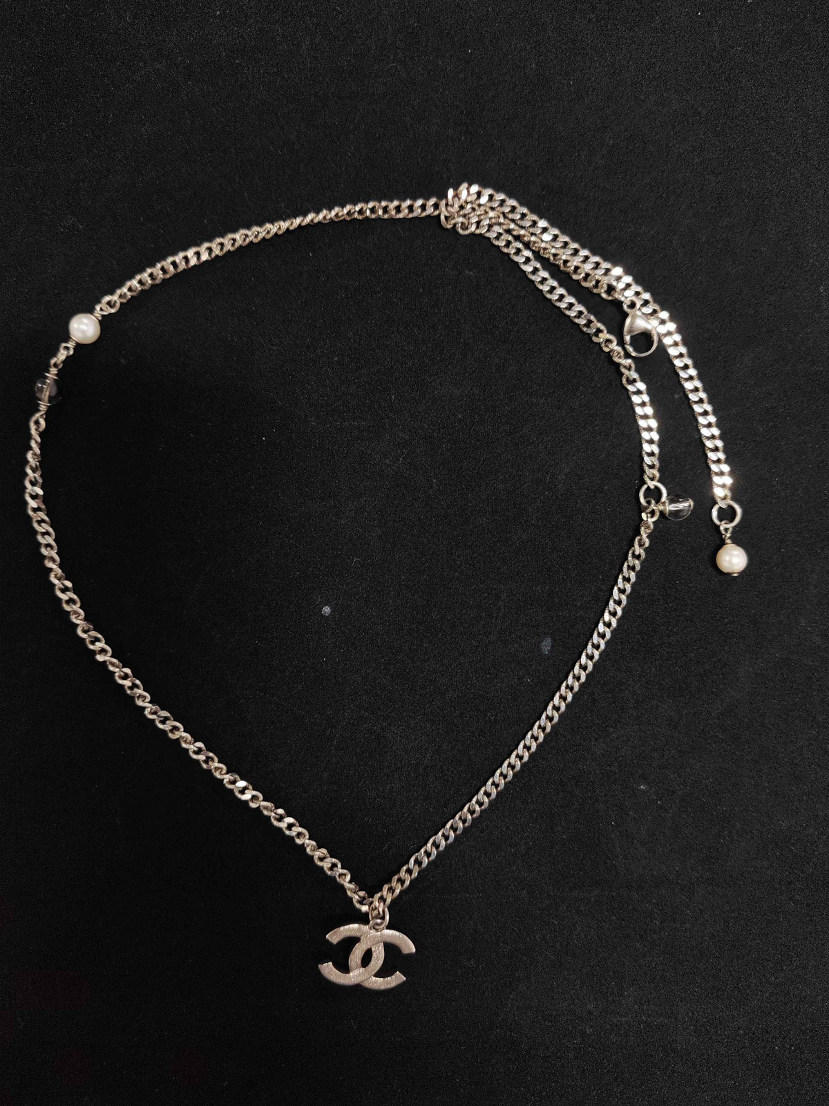 Chanel - Other - Metal alloy with crystal rhinestones and imitation pearls. - Silver