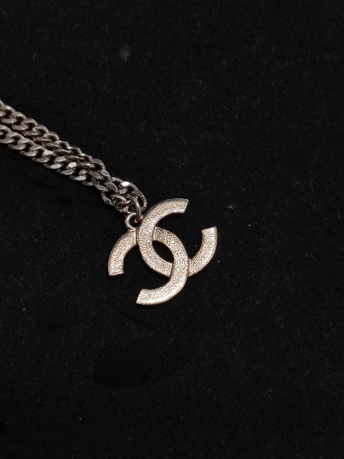 Chanel - Other - Metal alloy with crystal rhinestones and imitation pearls. - Silver
