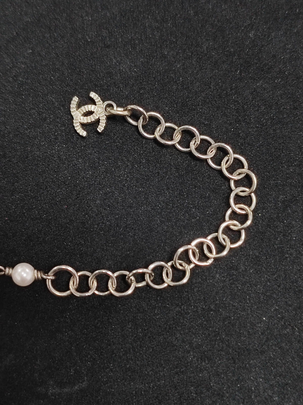 Chanel - Other - Metal alloy with glass rhinestones and imitation pearls - Silver