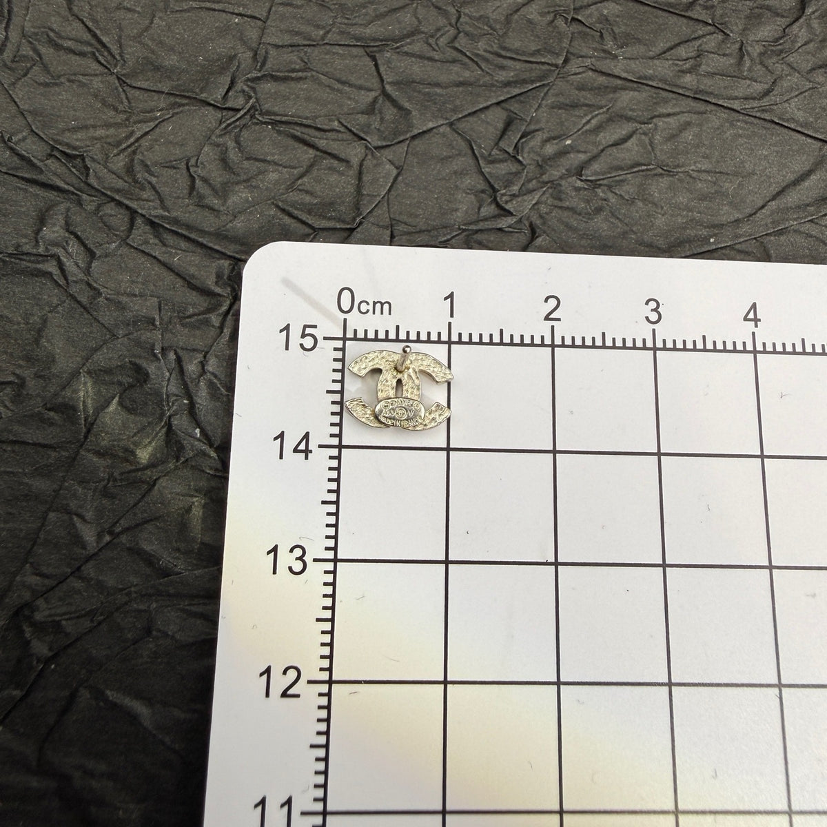 Chanel - Other - Metal alloy with glass rhinestones - Silver
