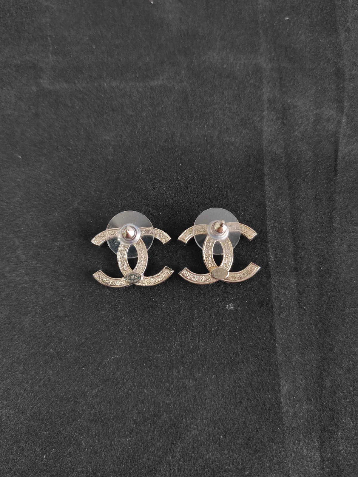 Chanel - Other - Metal alloy with glass rhinestones - Silver
