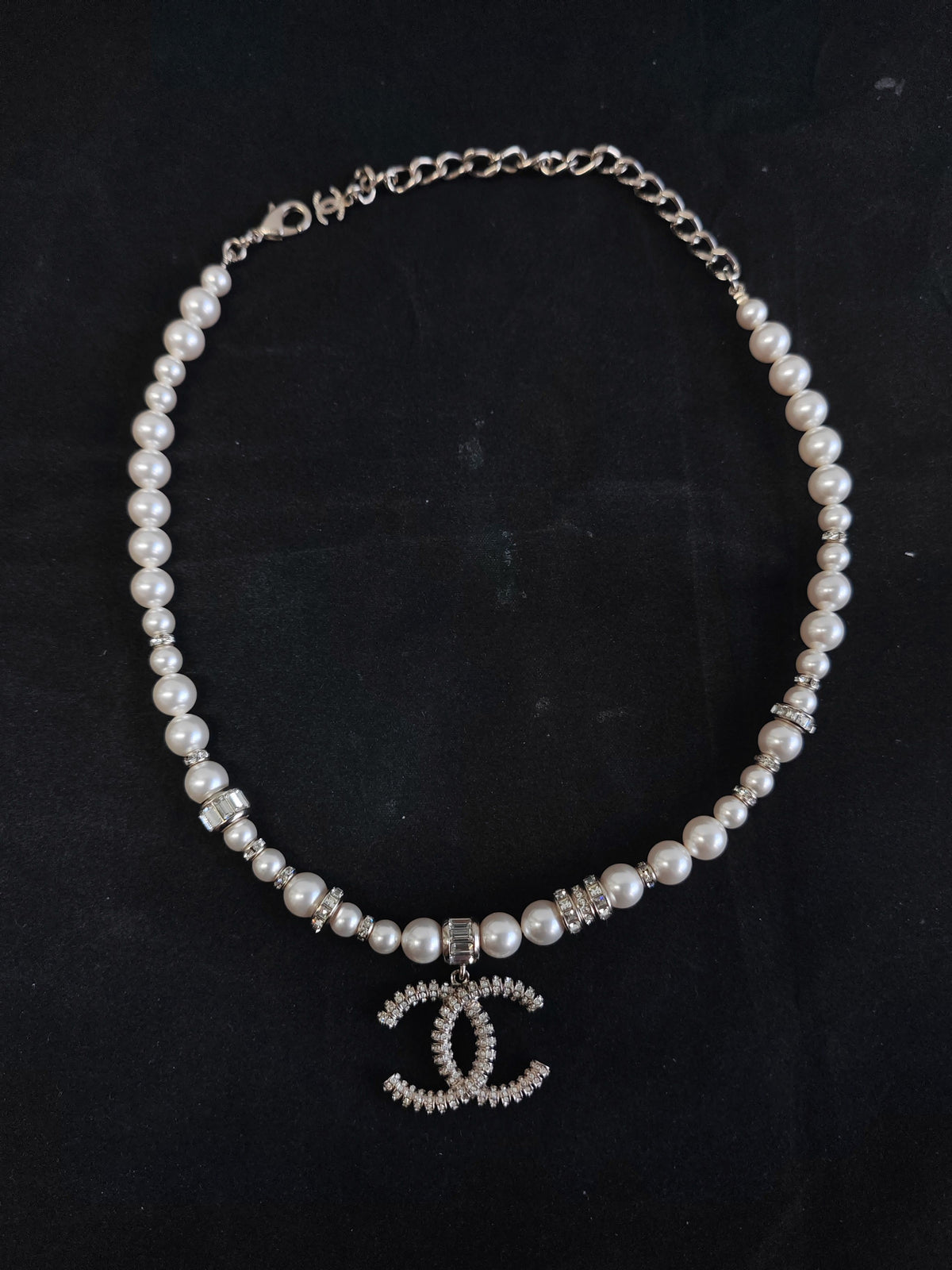 Chanel - Other - Metal alloy with imitation pearls and glass rhinestones. - Silver