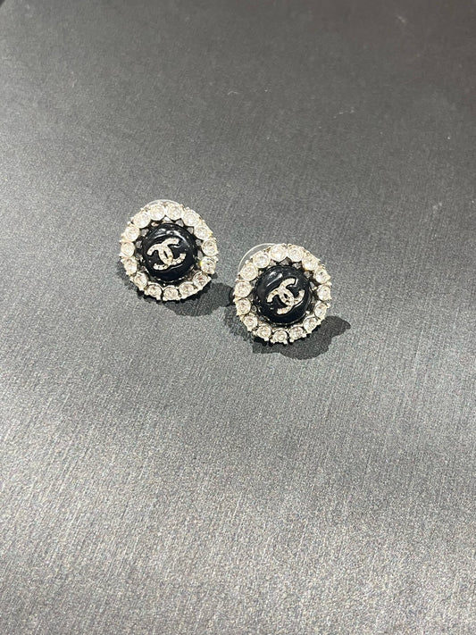 Chanel - Other - Metal - Black