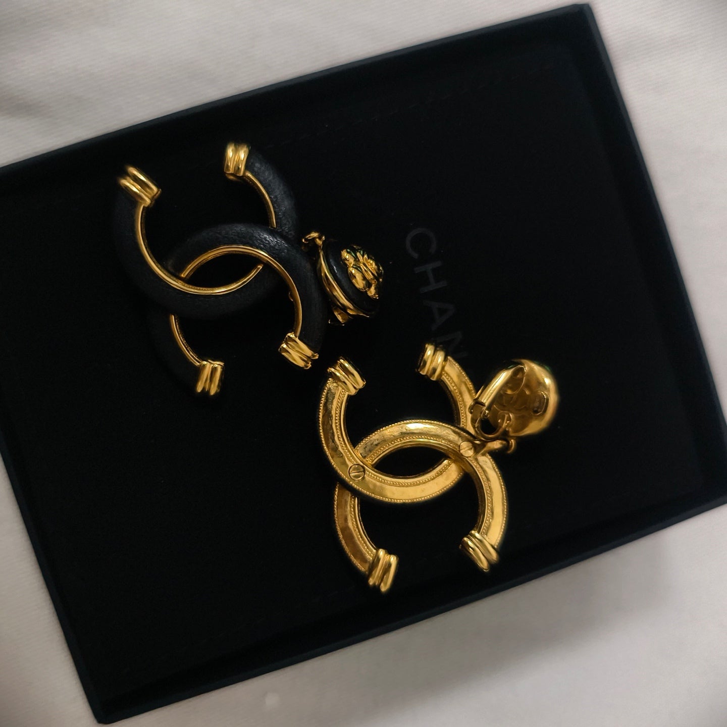 Chanel - Other - Metal - Black