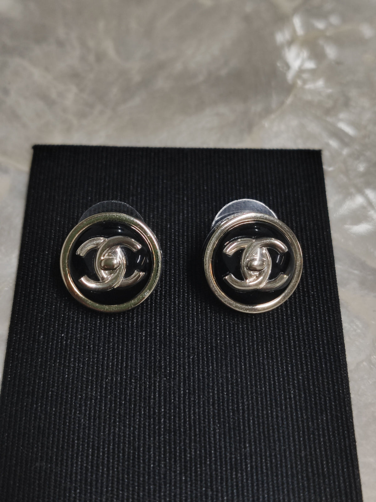 Chanel - Other - Metal - Black
