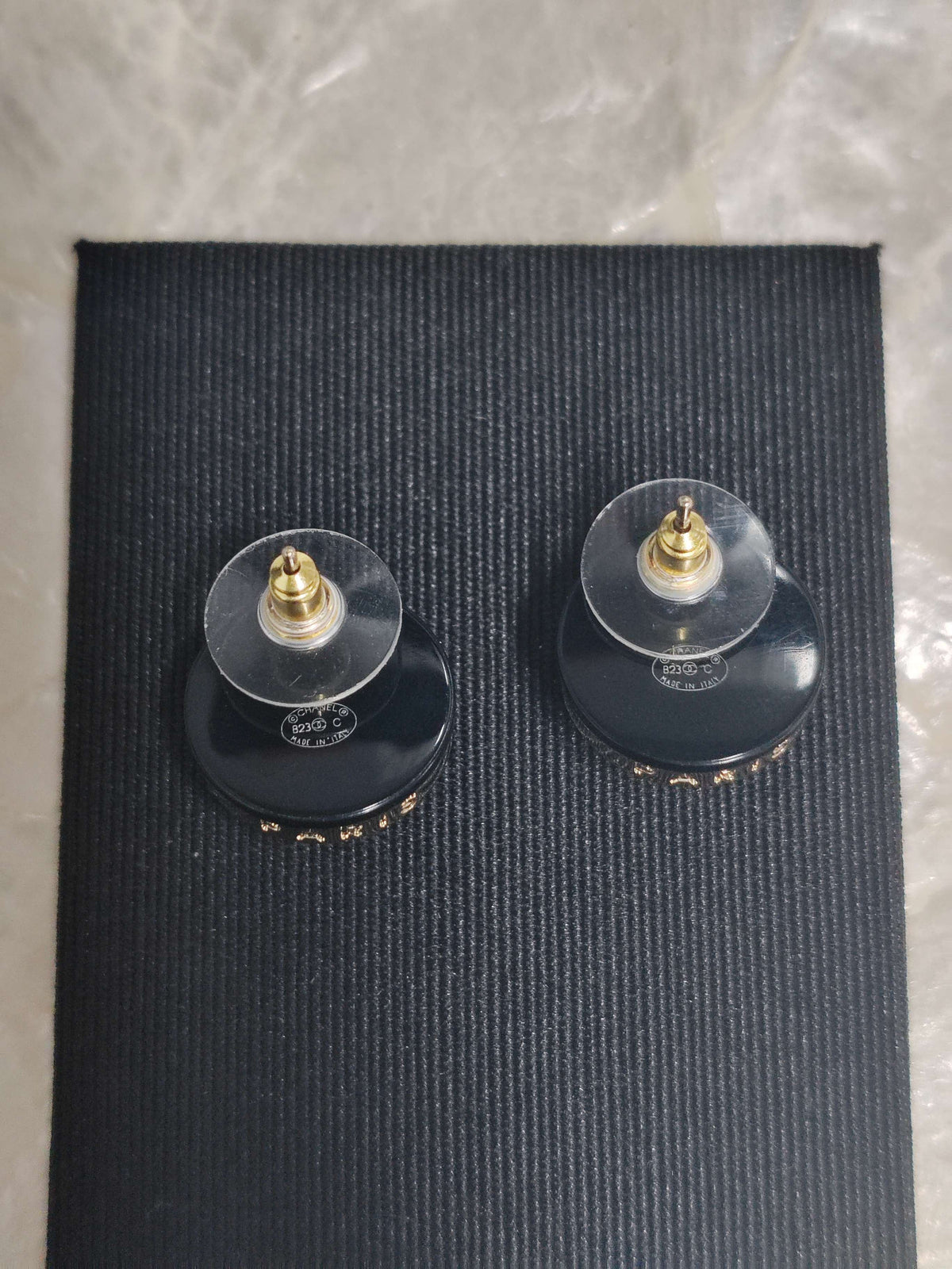 Chanel - Other - Metal - Black