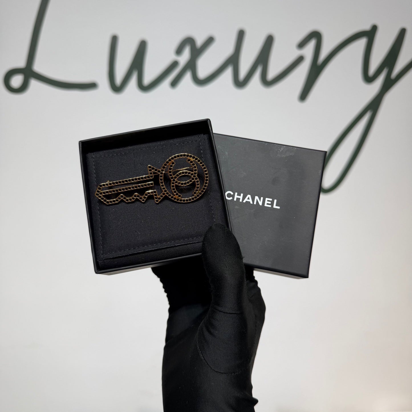 Chanel - Other - Metal - Gold