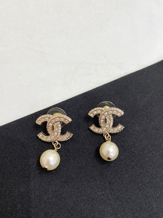 Chanel - Other - Metal - Gold