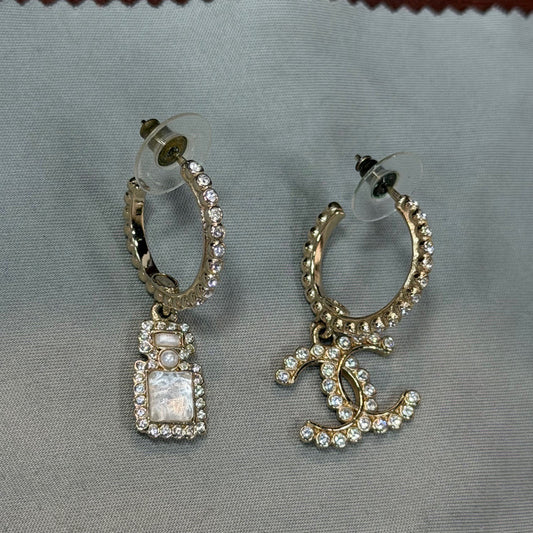 Chanel - Other - Metal - Gold