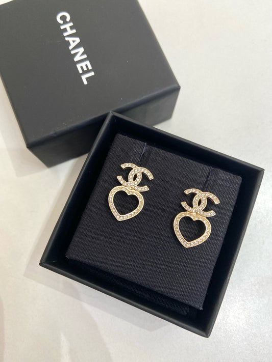Chanel - Other - Metal - Gold