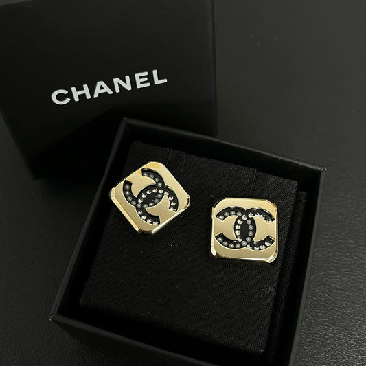 Chanel - Other - Metal - Gold