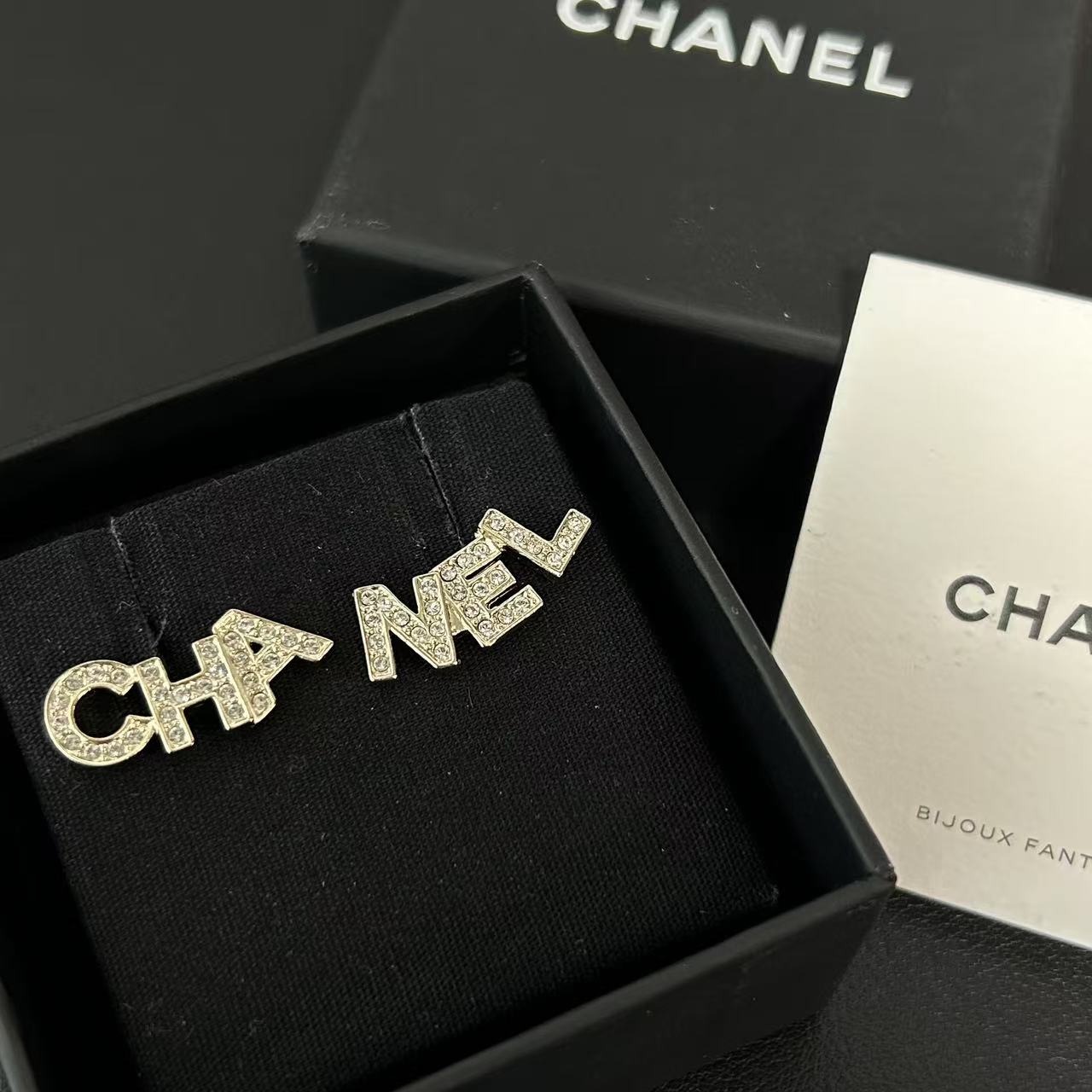 Chanel - Other - Metal - Gold