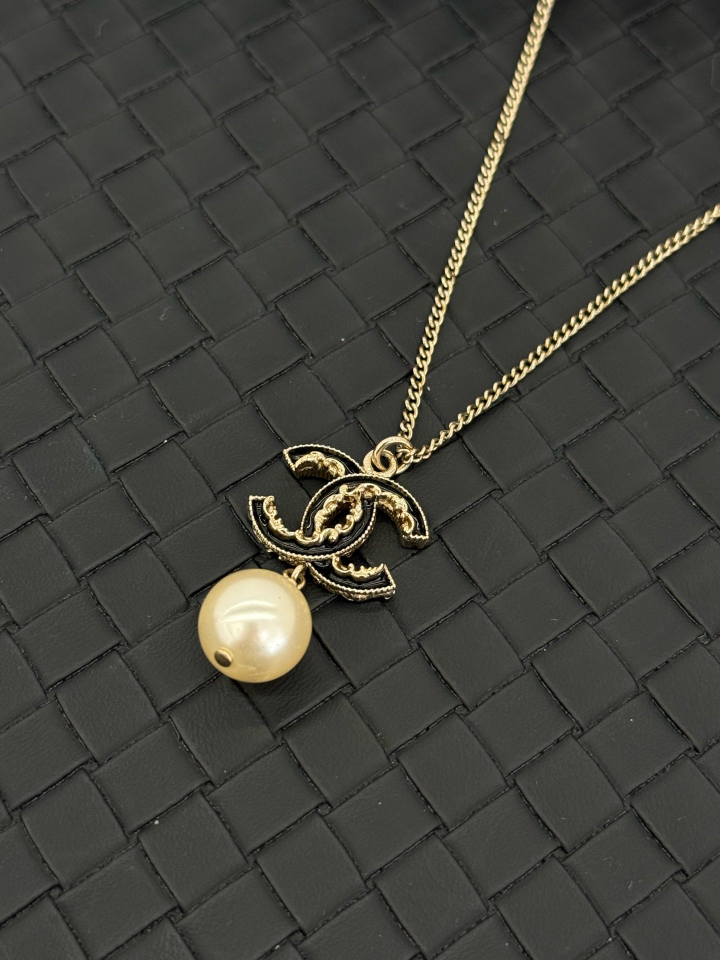 Chanel - Other - Metal - Gold
