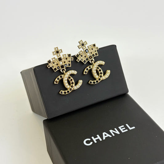 Chanel - Other - Metal - Gold