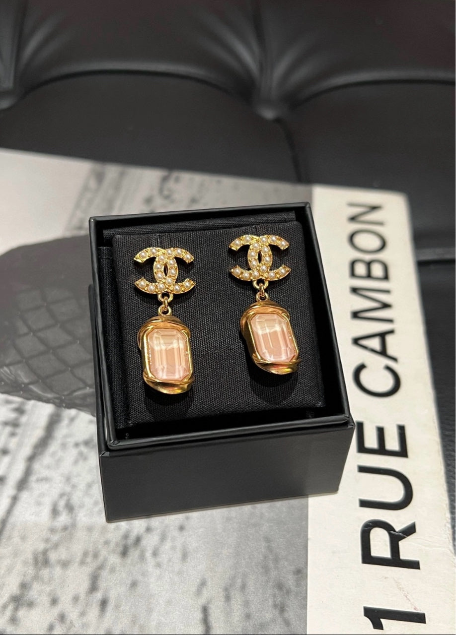 Chanel - Other - Metal - Gold