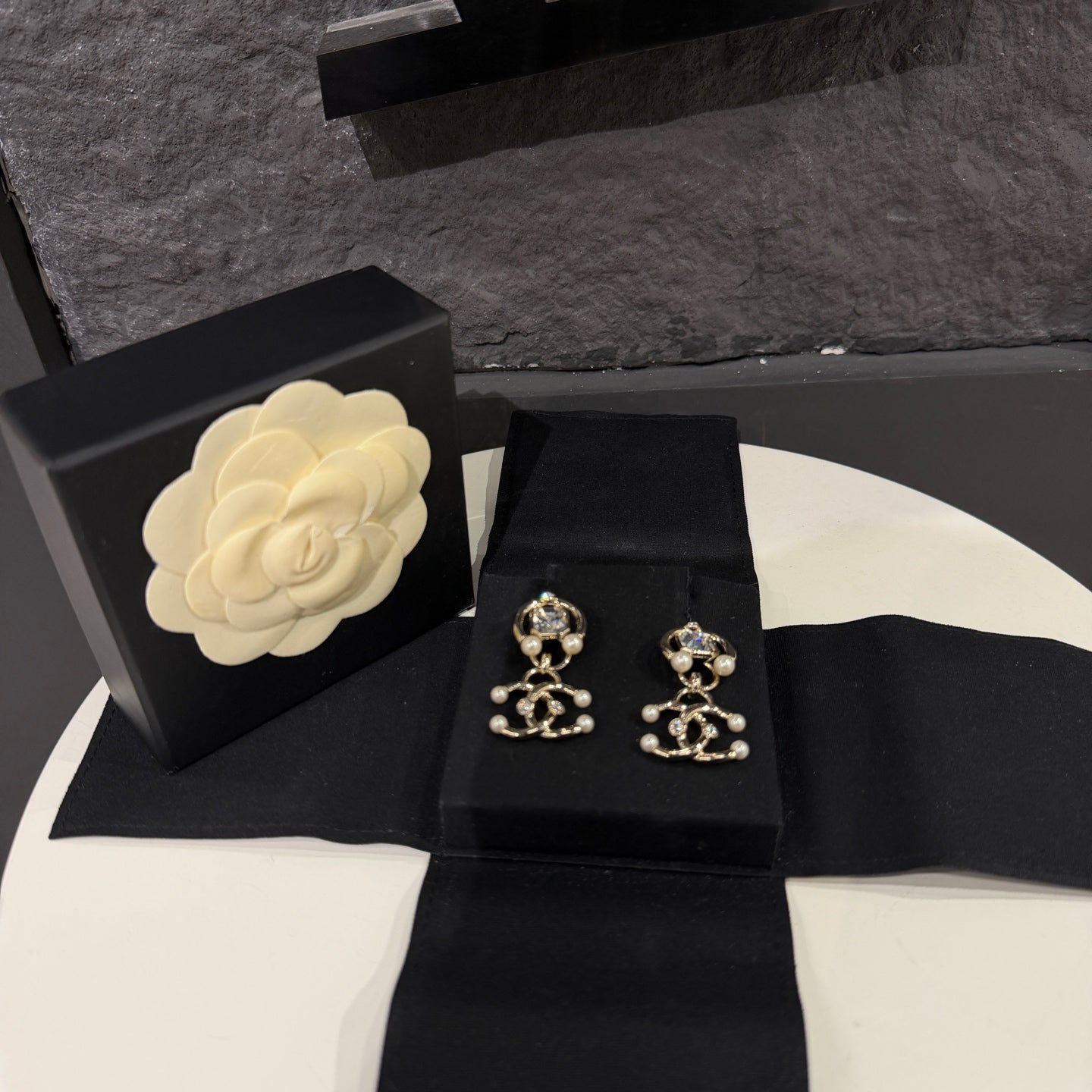 Chanel - Other - Metal - Gold