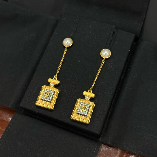 Chanel - Other - Metal - Gold
