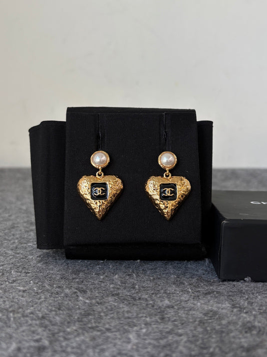 Chanel - Other - Metal - Gold