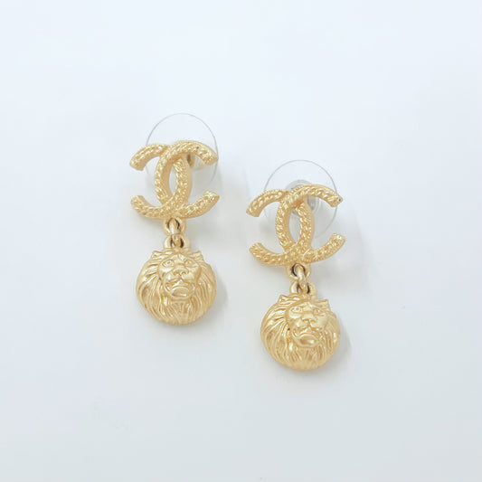 Chanel - Other - Metal - Gold