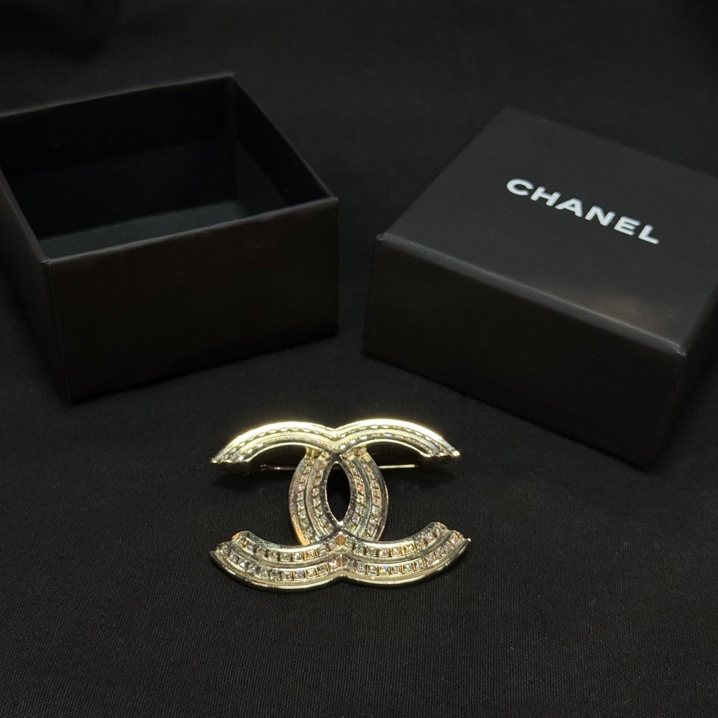 Chanel - Other - Metal - Gold