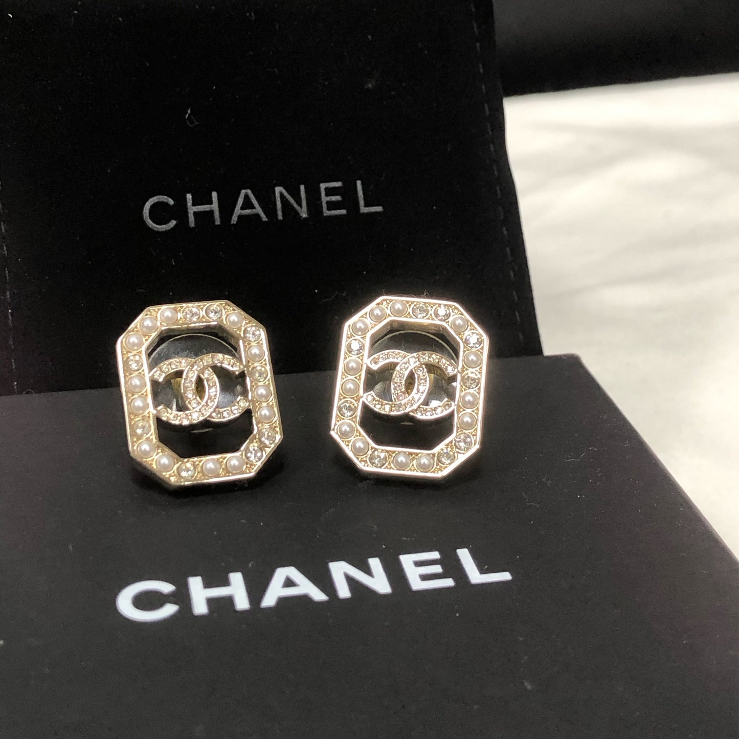 Chanel - Other - Metal - Gold