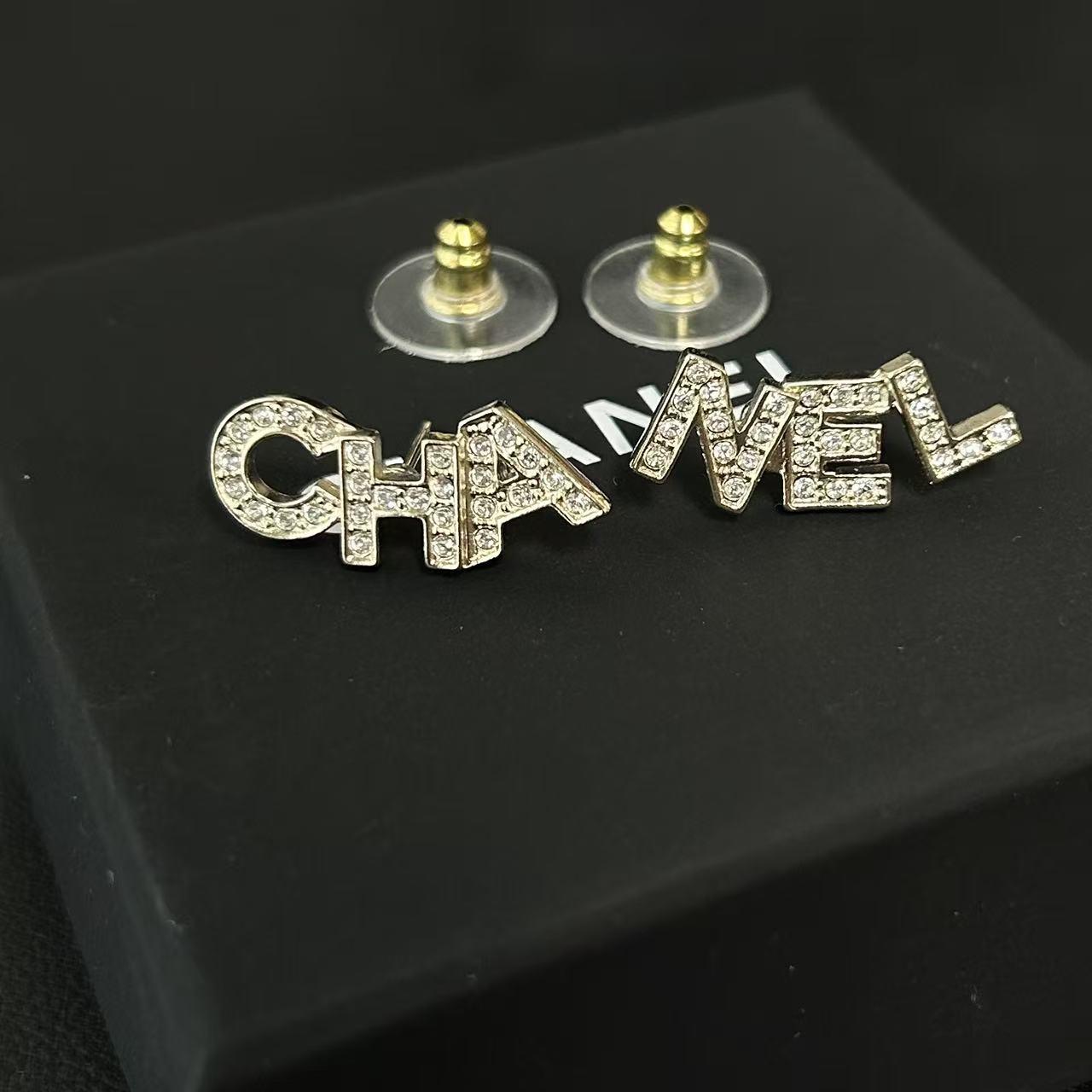 Chanel - Other - Metal - Gold