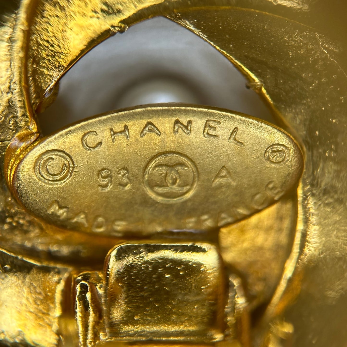 Chanel - Other - Metal - Gold