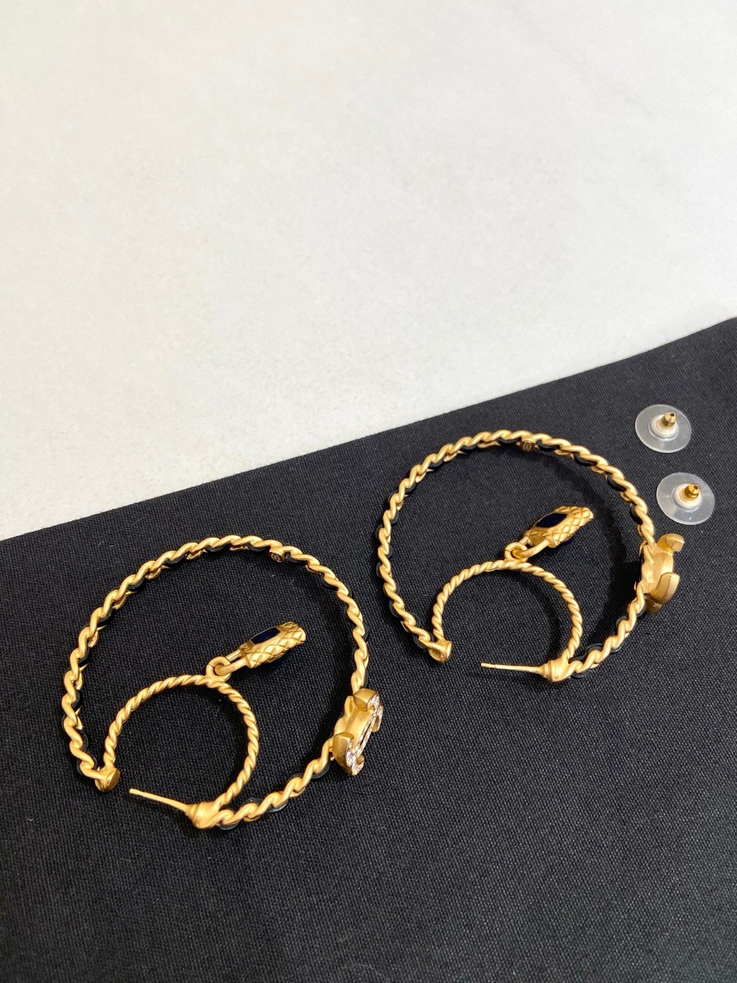 Chanel - Other - Metal - Gold