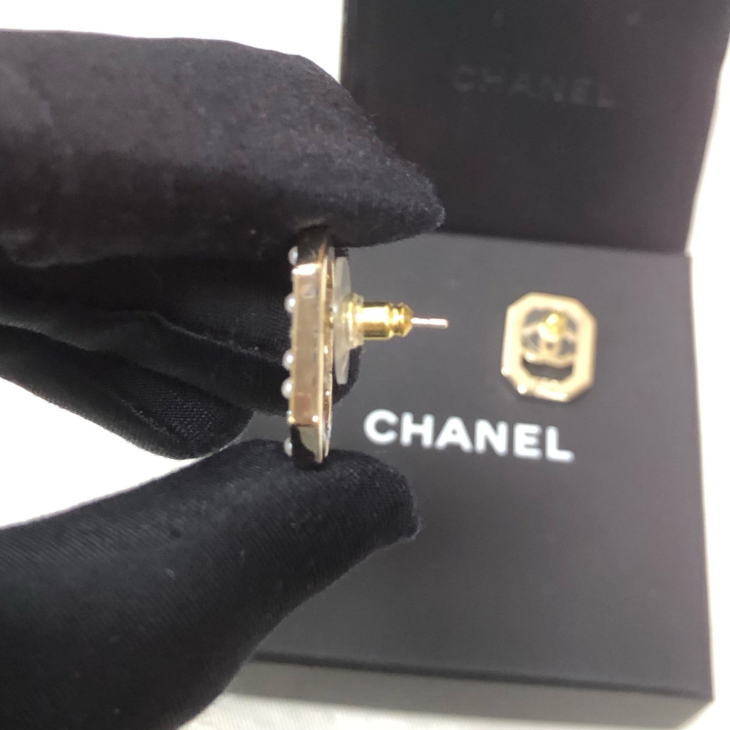 Chanel - Other - Metal - Gold