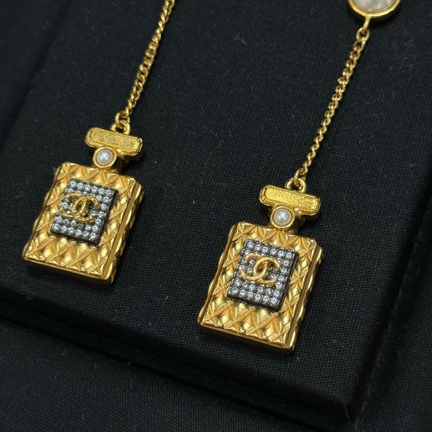 Chanel - Other - Metal - Gold