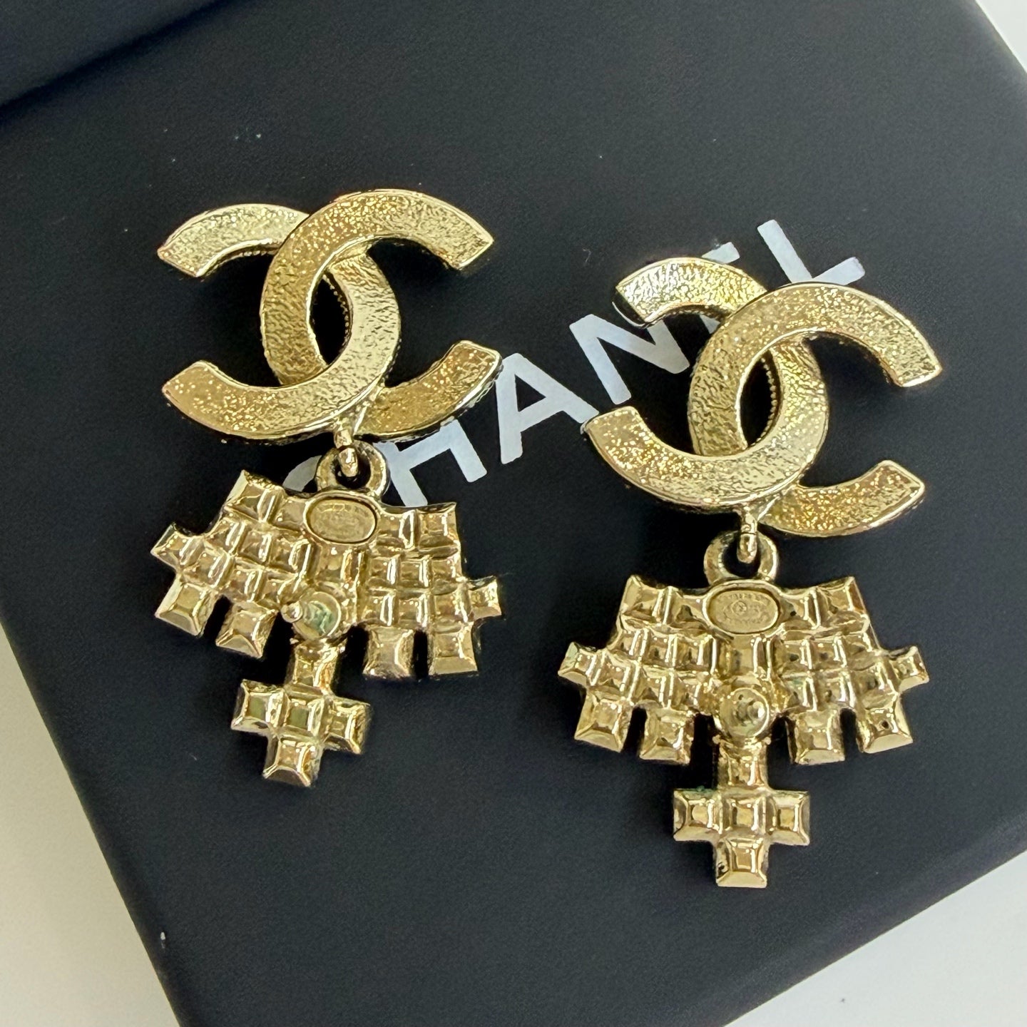 Chanel - Other - Metal - Gold